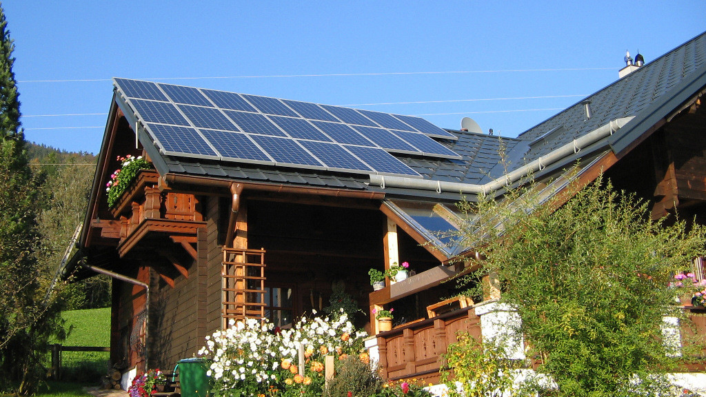 PV Austria warnt: Wiedereinführung der Mehrwertsteuer auf Solaranlagen gefährdet Handwerk