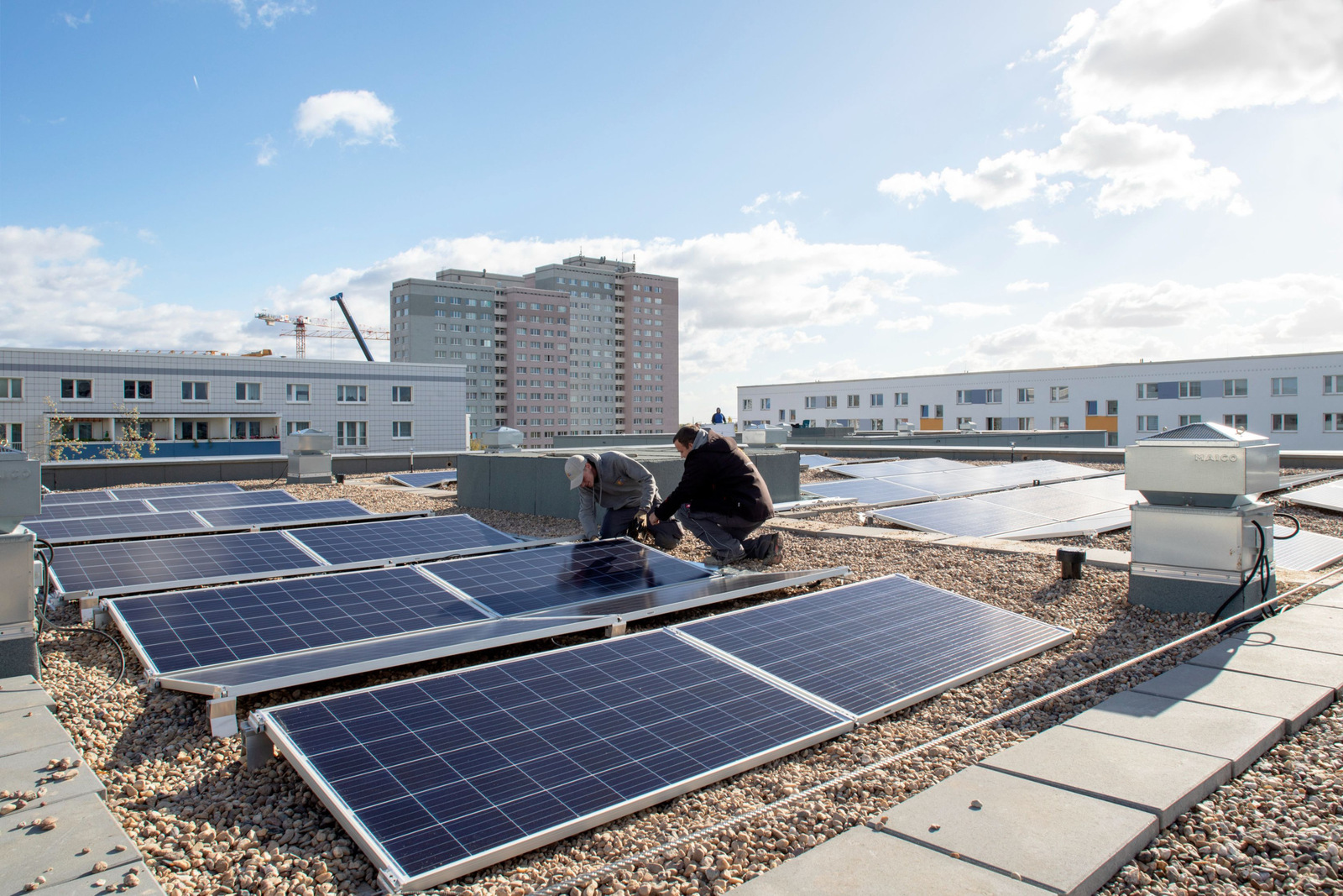 Howoge: Eigener Solarstrom Für Mehr Als 75.000 Wohnungen