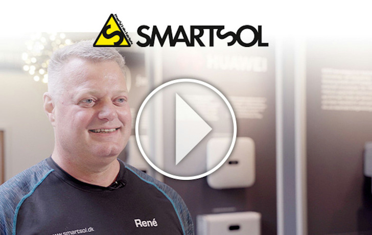 Der dänische Solarteur René Arnsfelt von Smartsol berichtet von seinen Erfahrungen. - © EWS