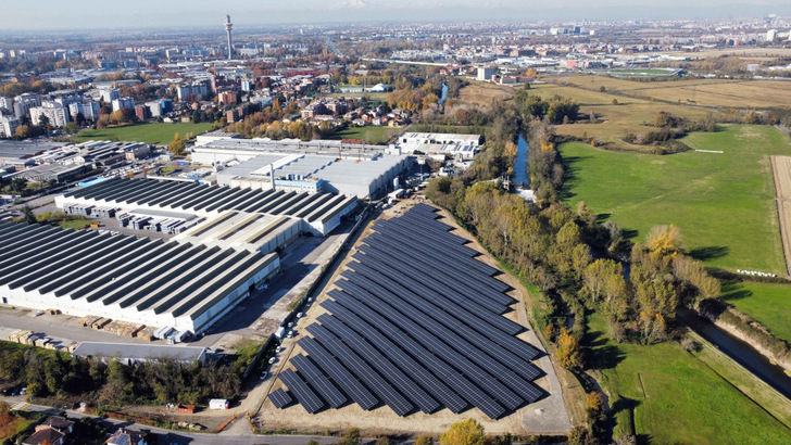 Axpo hat diesen Solarpark im vergangenen Jahr neben dem Werk von Novales in Pieve gebaut. - © Axpo