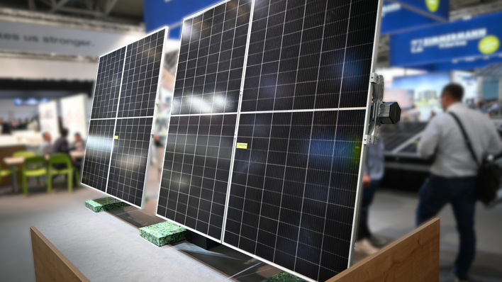 © Velka Botička Mit einem solchen Trackersystem wird IBC Solar das Projekt in Veringenstadt bauen.