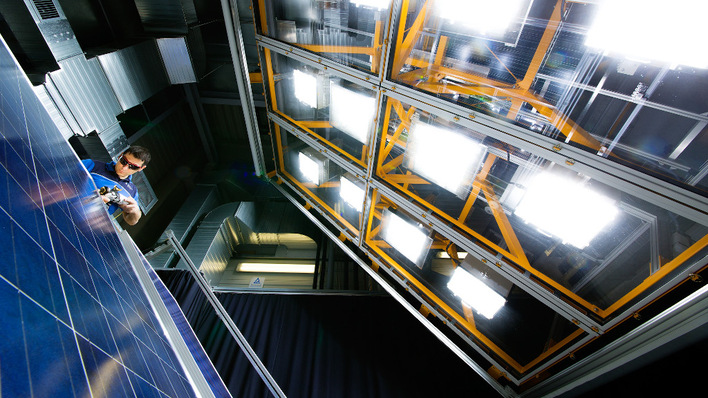© www.thomas-ernsting.de Der TÜV Rheinland hat umfangreiche Erfahrungen bei der Analyse und Bewertung von Qualität, Fehlern und Mängeln in der Photovoltaik und bei Stromspeichern.