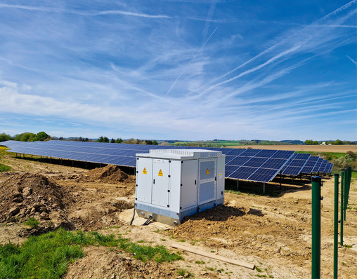 © Foto: EMC-direct/Greentech Freiflächenanlagen stellen hohe Anforderungen an die Qualität der Montage.