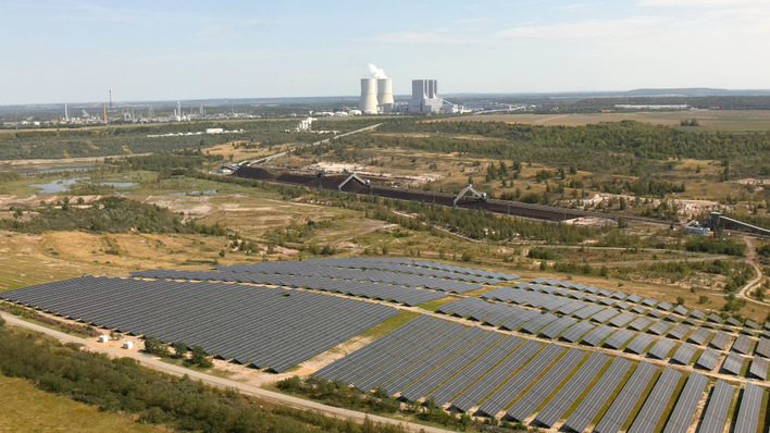 © Mibrag Dieser Solarpark südlich von Leipzig entstand auf einer Fläche des früheren Kohlebergbaus.