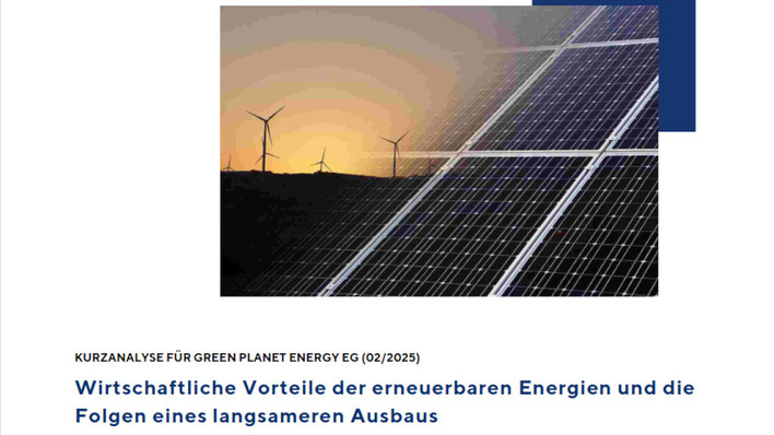 © FÖS Die neue Studie zeigt, was es für die deutsche Wirtschaft bedeuten würde, wenn der Ausbau der Erneuerbaren um 25 Prozent eingekürzt wird.