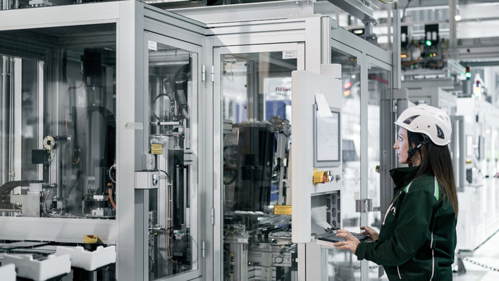 © Eleonora Cerri Pecorella Höhere Automatisierung, weniger Einsatz von Material und Energie: Dann haben auch Modulhersteller aus Europa eine Chance.