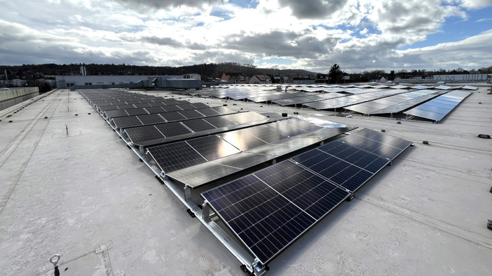 © Gigagreen Viele Unternehmen – wie hier Edeka mit seinem Logistikzentrum in Bruchsal – sind schon auf Solarenergie umgestiegen. Sie haben dabei auf einen Dienstleister gesetzt.
