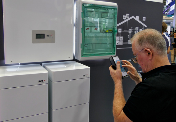 © Foto: Niels H. Petersen RCT Power liefert seine Systeme mit prognosebasiertem Laden aus.