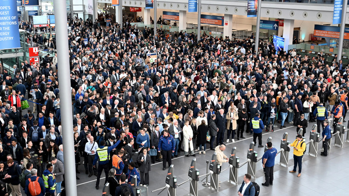 © Solar Promotion Starker Auftakt der The smarter E Europe am heutigen 7. Mai in München. Mehr als 100.000 Fachbesucher werden erwartet.