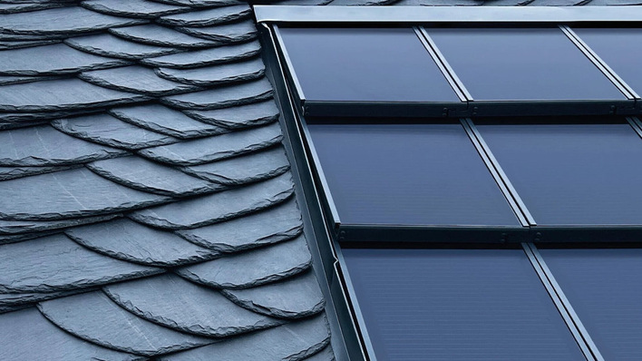 © Meyer Burger Die 2,7 Kilogramm leichten Solarmodule werden durch geprüfte Steckverbindungen miteinander verbunden.