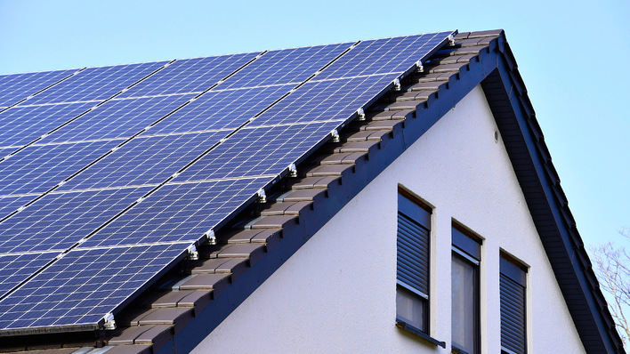 © Jörg Sutter/DGS Der Eigenverbrauch ist von der Begrenzung der Einspeisung nicht betroffen. Damit lohnen sich Batteriespeicher um so mehr.