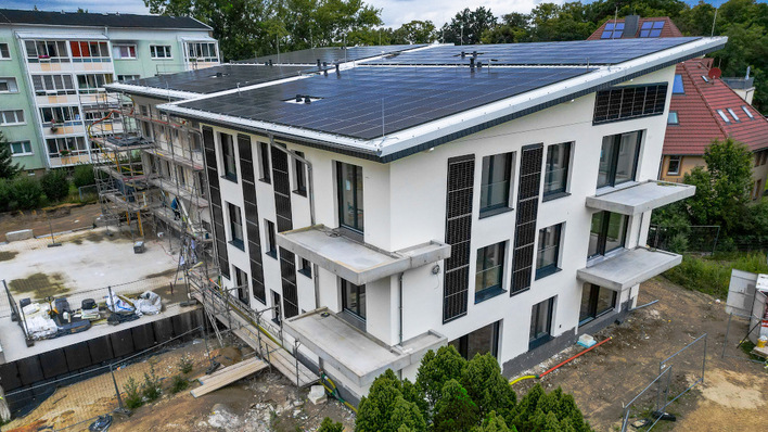 © Matthias Schur Kabel statt Rohre: Das Gebäude wird solar-elektrisch versorgt.