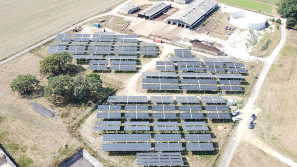 © Energeno Die Anlage ist technisch fertig. Aber die Energiegenossenschaft wartet noch mit dem Netzanschluss.